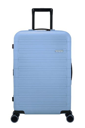 American Tourister Novastream medium suitcase 67 cm.