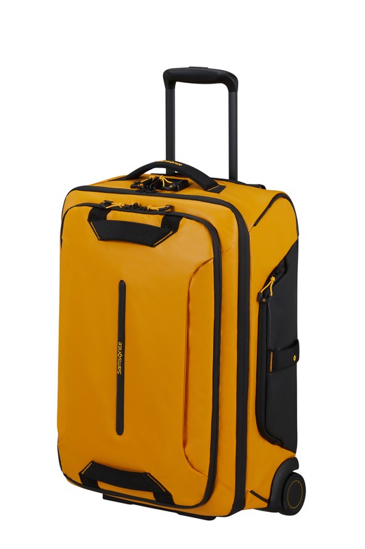 Maleta Cabina Ecodiver LIGHT 55x40 cm., es una maleta que tiene un diseño deportivo, elegante y diferente con una amplia gama de colores. con el material 100% recycled pet,