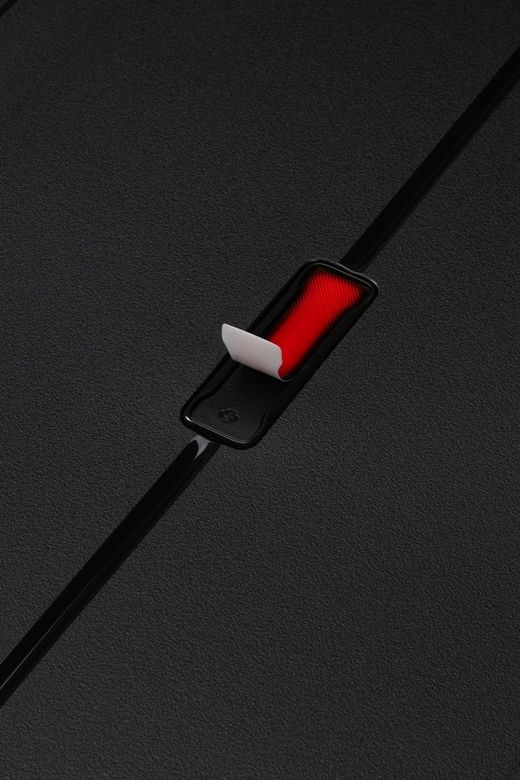 Maleta mitjana Samsonite Essens 69 cm sense cremallera