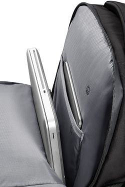Motxilla per a portàtil de 15.6" Samsonite Biz2go amb compartiment per a roba